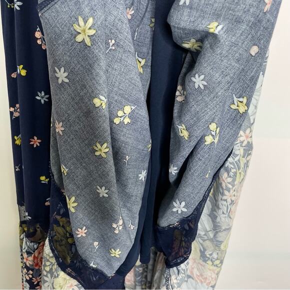 Torrid Maxi Challis Button-Front Blue Floral Maxi Dress size 00 - Picture 6 of 14